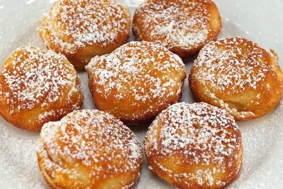 Fried Chinese Buffet Donuts