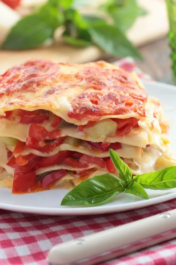 Cheesy Vegetarian Italian Lasagna